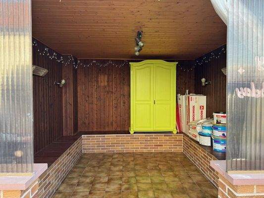 Überdachter Freisitz 