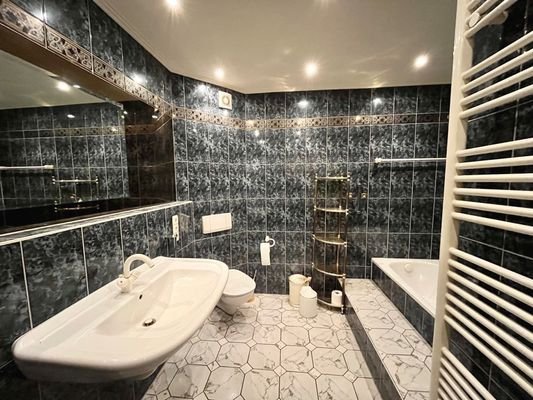 UG -Großes Bad mit Dusche