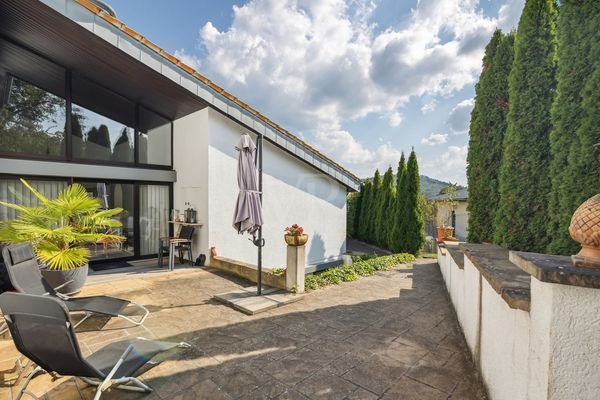 Terrasse zur Westseite