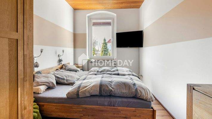 1. OG Schlafzimmer 1