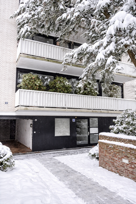 Außenansicht /geöffnete Tiefgarageneinfahrt