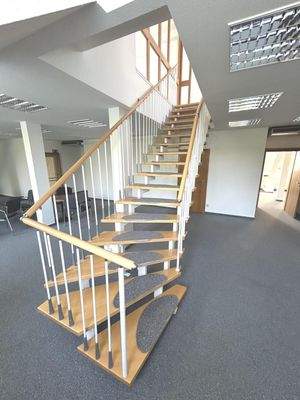 1.DG, Treppe zum 2.DG, Studio