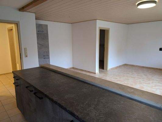 2026-02 Küche Blick Wohnen 1