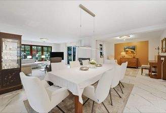 Wohn- und Essbereich.jpg