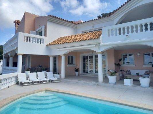 casa en primera linea en venta en Camp de Mar (11)