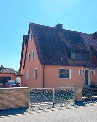 Hausansicht (Straßenseite)