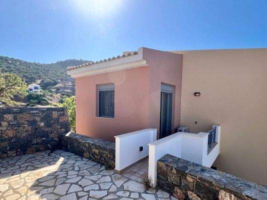Kreta, Mochlos: Atemberaubende Villa mit Meerblick zu verkaufen