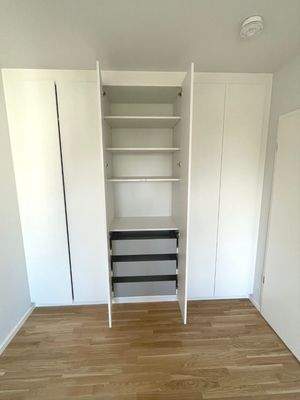 Moderner Einbauschrank