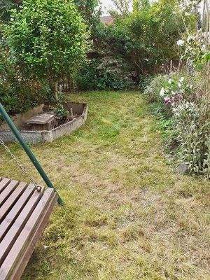 rechte Gartenhälfte