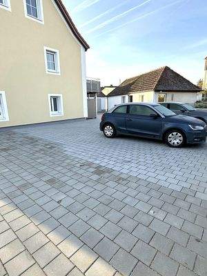 Stellplätze + Fahrradremise