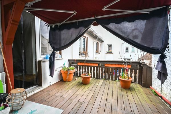 überdachte Terrasse