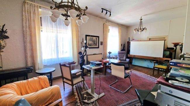 Großzügiges Wohnzimmer