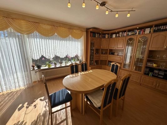 16-Wohnzimmer
