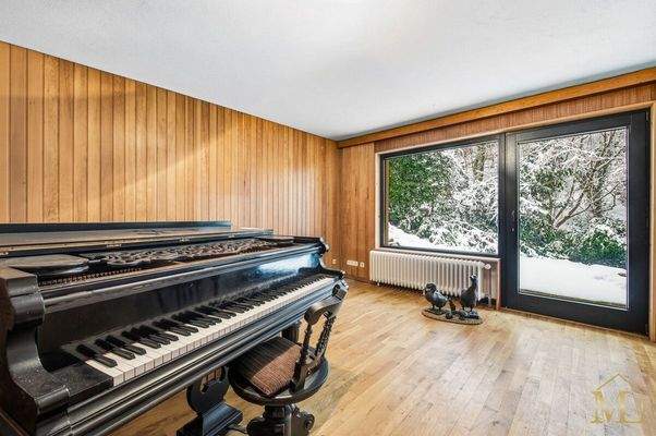 Kinderzimmer mit angrenzender Terrasse WE 1