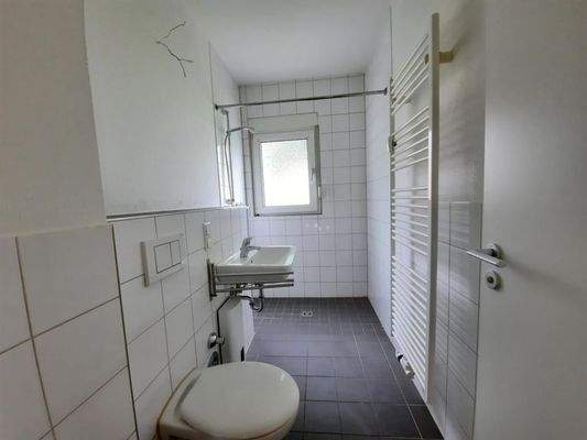 Bad mit bodentiefer Dusche