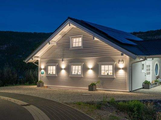 LeonWood_Blockhaus_Individual_Brand_006