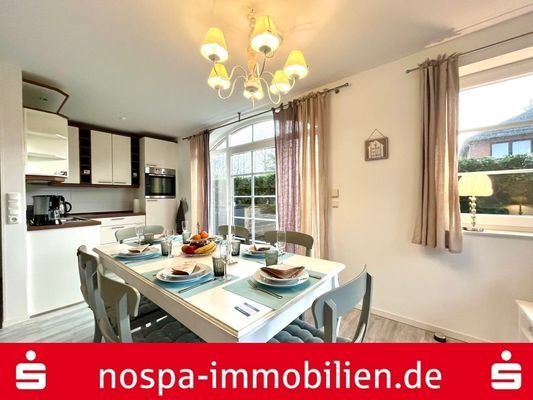Essbereich mit Küche