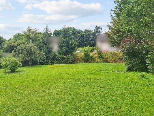 Grundstücksansicht II