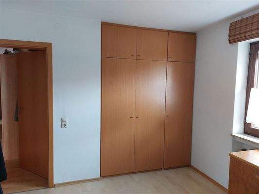 Einbauschränke vorhanden