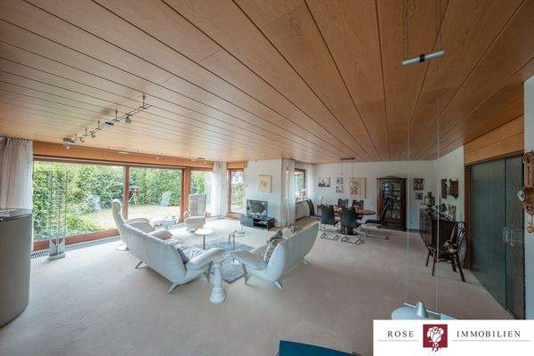 Wohn- und Esszimmer Bild 1