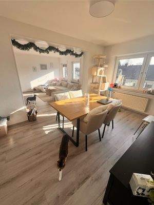 Eßbereich Blick zurück zu Wohnbereich  