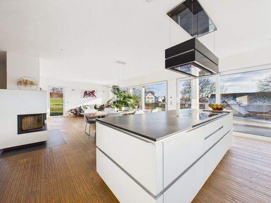 Küche mit Kochinsel