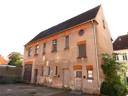 Ausbaureserve im Hofbereich