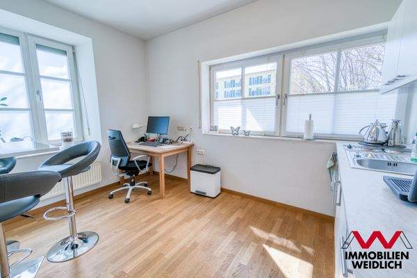 Aufenthaltsraum mit Küche