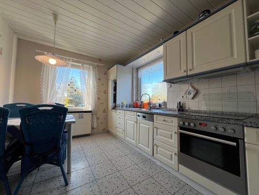 Küche Erdgeschoss .jpeg