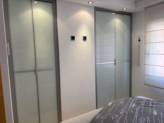 Einbauschränke in den Schlafzimmern 