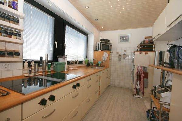 Küche mit Speisekammer (Bild 03)