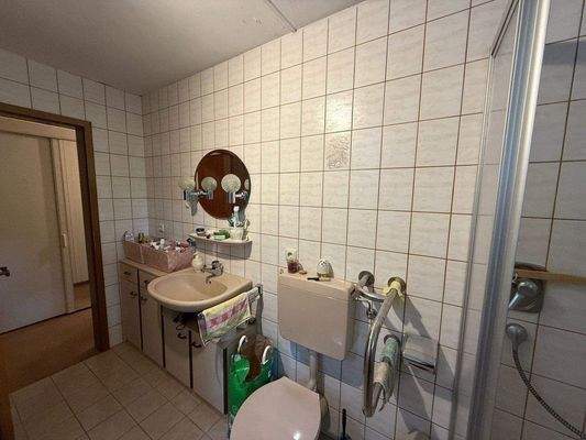 Badezimmer Erdgeschoss 