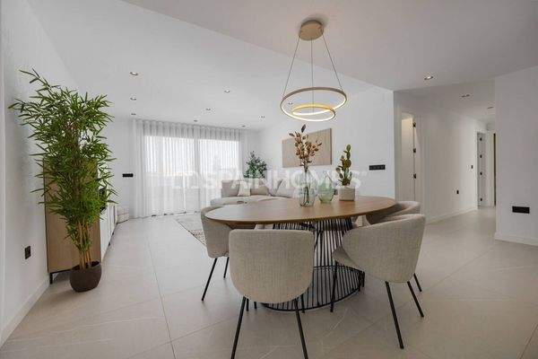 Stylish One-Story Houses with Breathtaking Views in Torrevieja