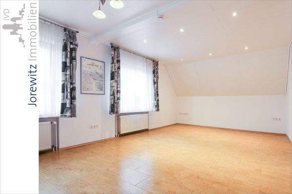 024 - Haus 2 - Wohnen - Ansicht 1