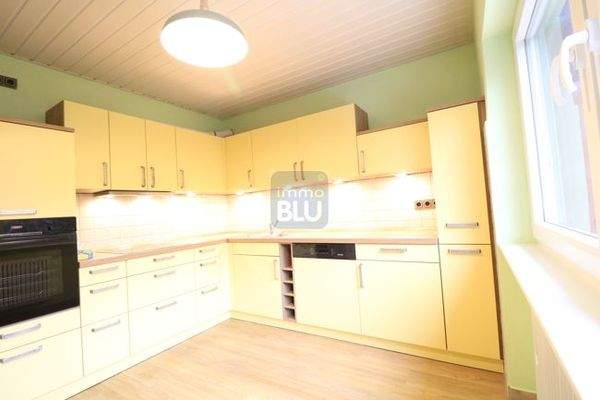 Wohnküche mit neuewertiger EBK