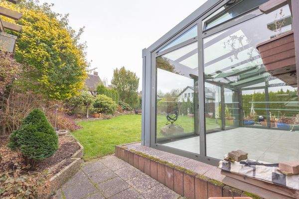 Haus & Gartenansicht