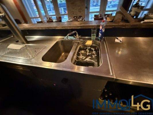 2b0814a4-a21c-4dbf-b5e2-856b347898fa