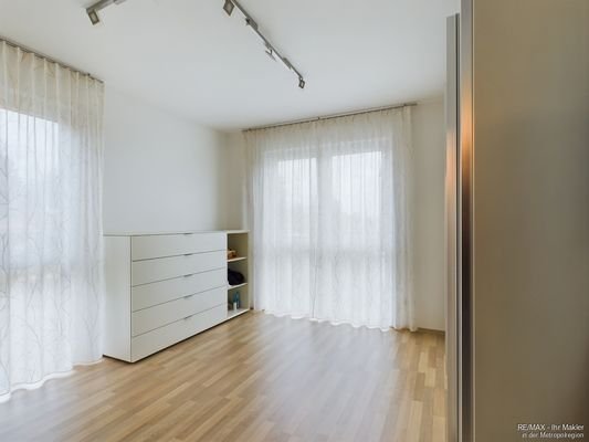 Ankleide oder Kind - 1. OG