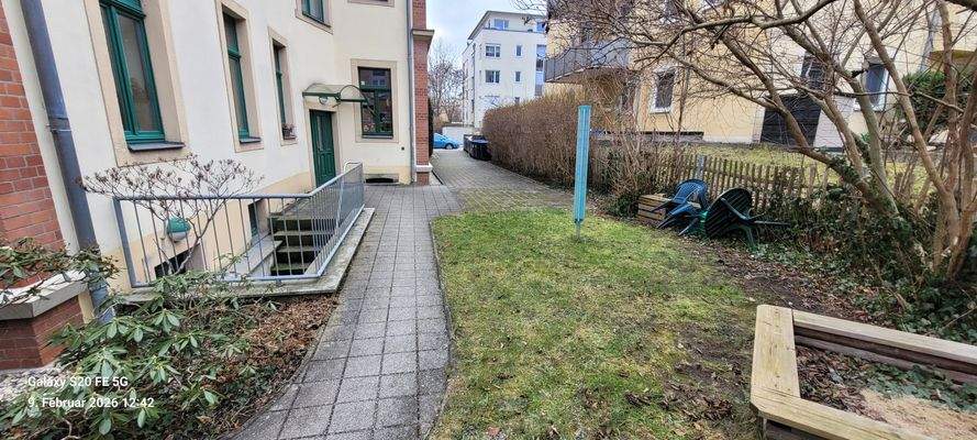 Innenhof mit Zugang Frankenbergstraße.jpg