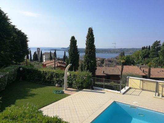 Penthouse in Gardone Riviera mit Blick auf den Gardasee