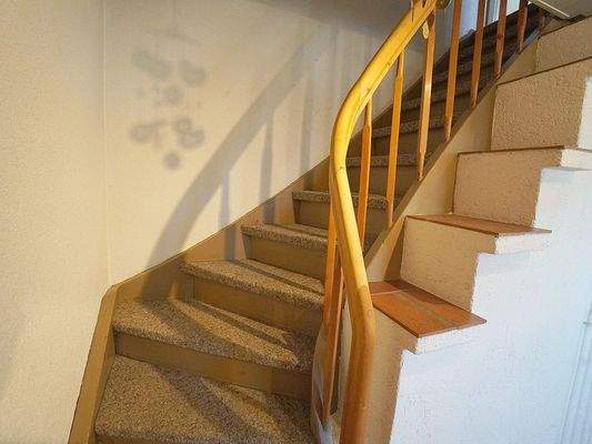 Innentreppe EG in das OG