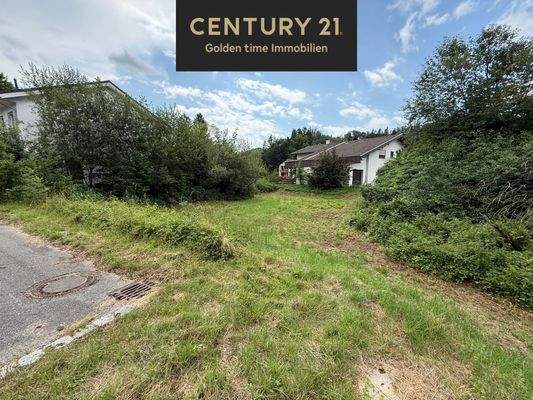 Grundstück mit Zufahrt