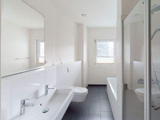 (Musterwohnung) Badezimmer