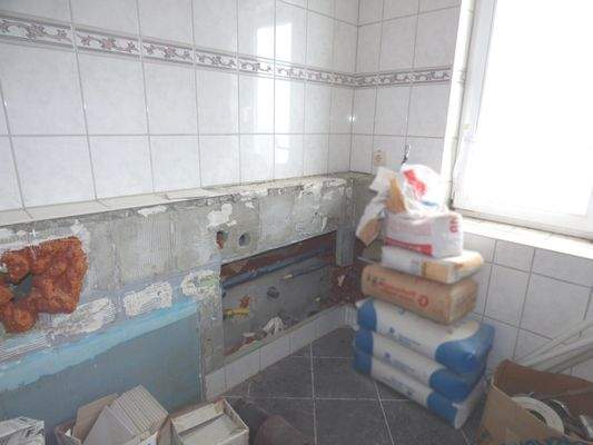 Bad, unsaniert im Obergeschoss