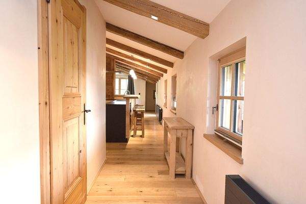 c8327848-92b9-4707-a033-c893ff125130