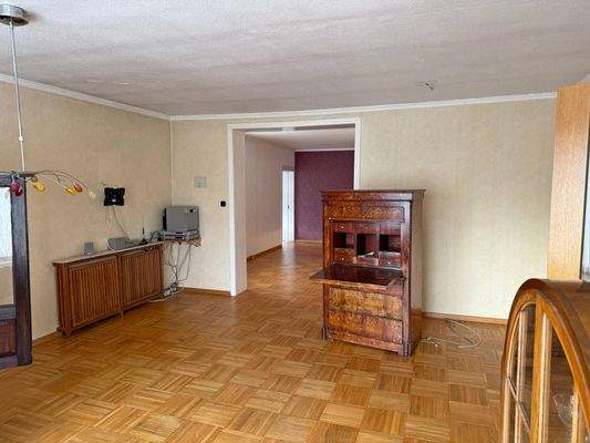 Wohn- Esszimmer (Whg. OG)