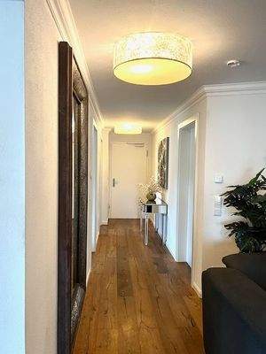 Flur mit Parketboden