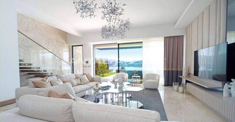 Panoramic Sea View Villas in Complex with Private Beach in Bodrum