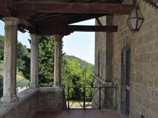 Imposanter Immobilienkomplex | Arezzo