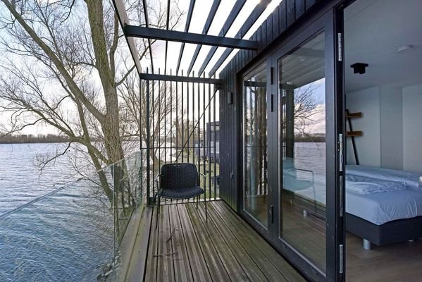 ferienhaus-kaufen-am-Wasser-brielle-034